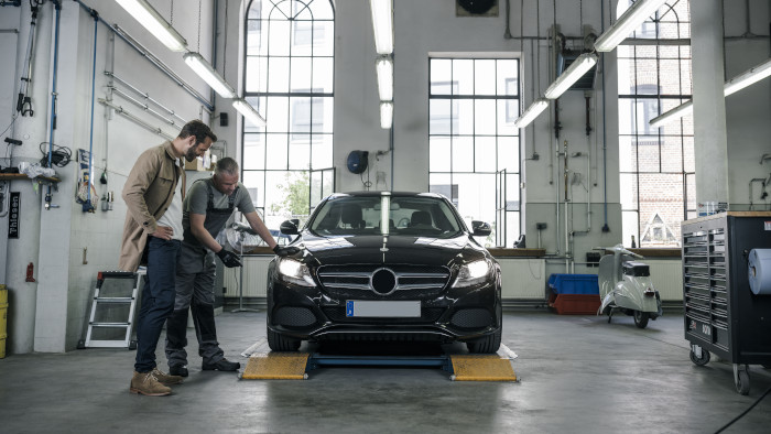 Paarweiser Austausch der Glühbirnen