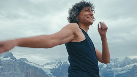 Philips startet globale Nachhaltig­keits­kampagne „Care means the world“